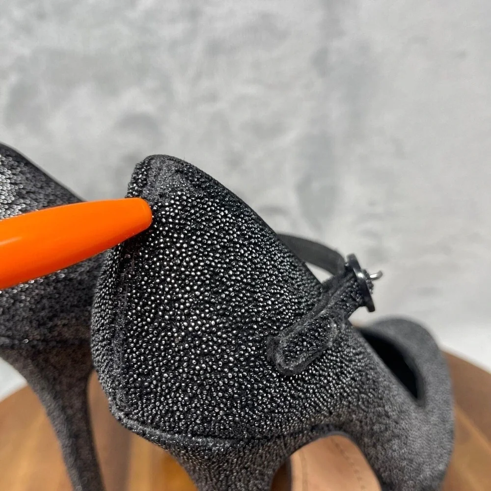 Alice + Olivia Heels 38 1/2 38.5 US 7.5 Black‎ Beaded Platform Ankle Strap Lynda